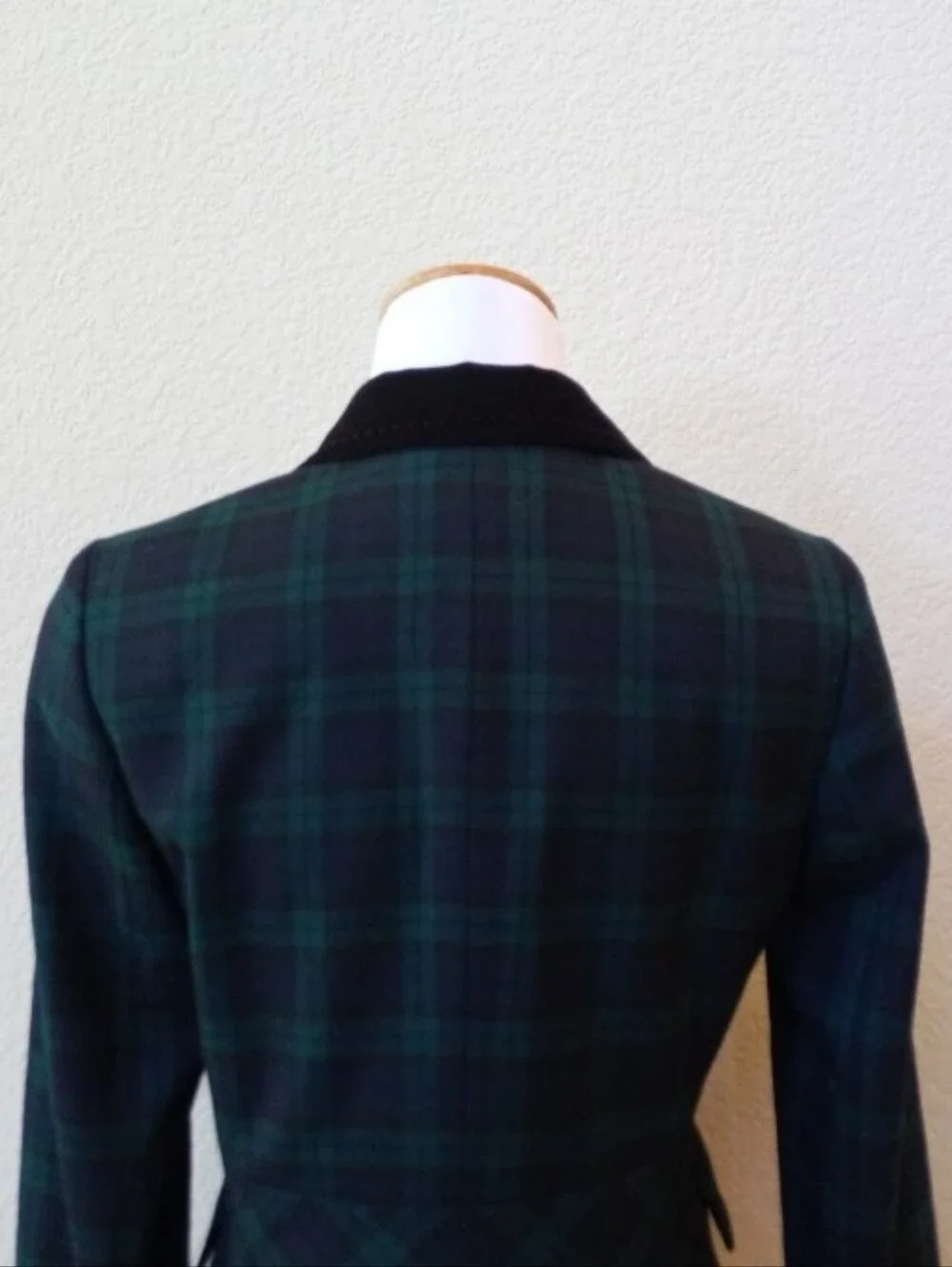 Talbots classic tailored wool blend blazer in a dark green plaid